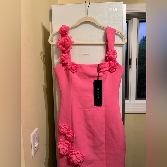 ELLIATT flower dress - Picture 5 of 5